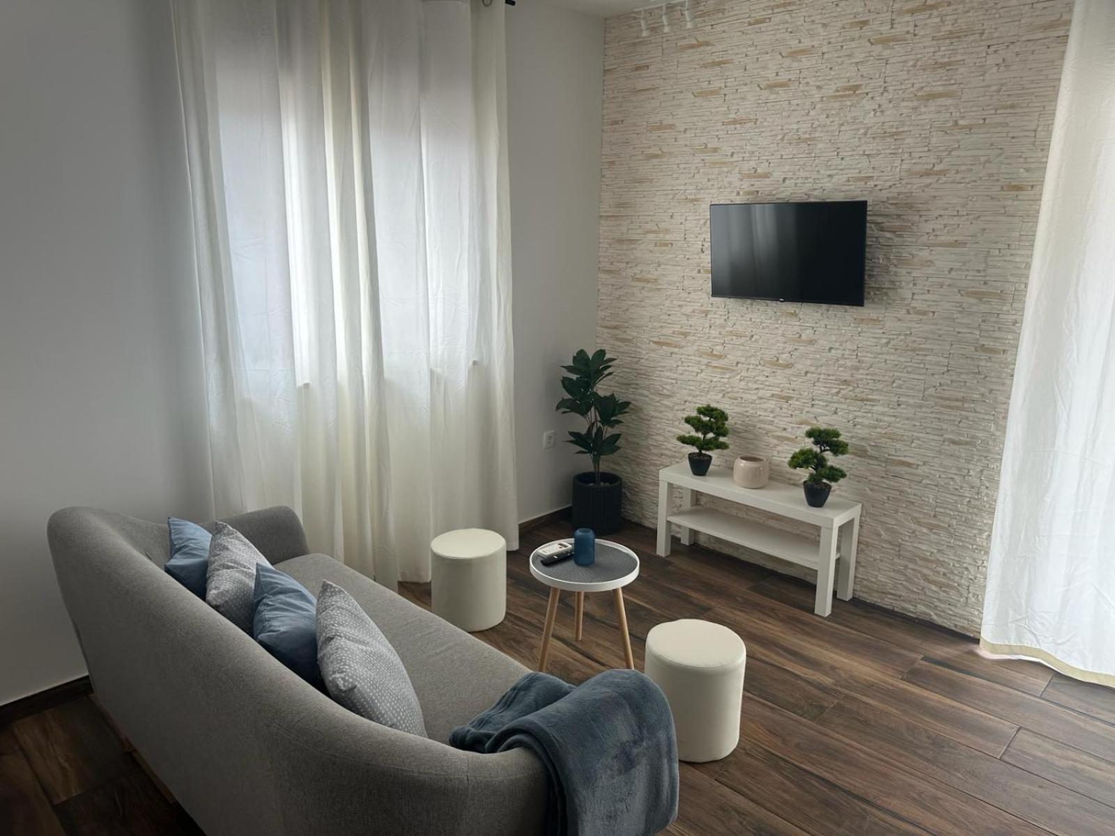 Apartments Harmony Hills PUY 외부 사진