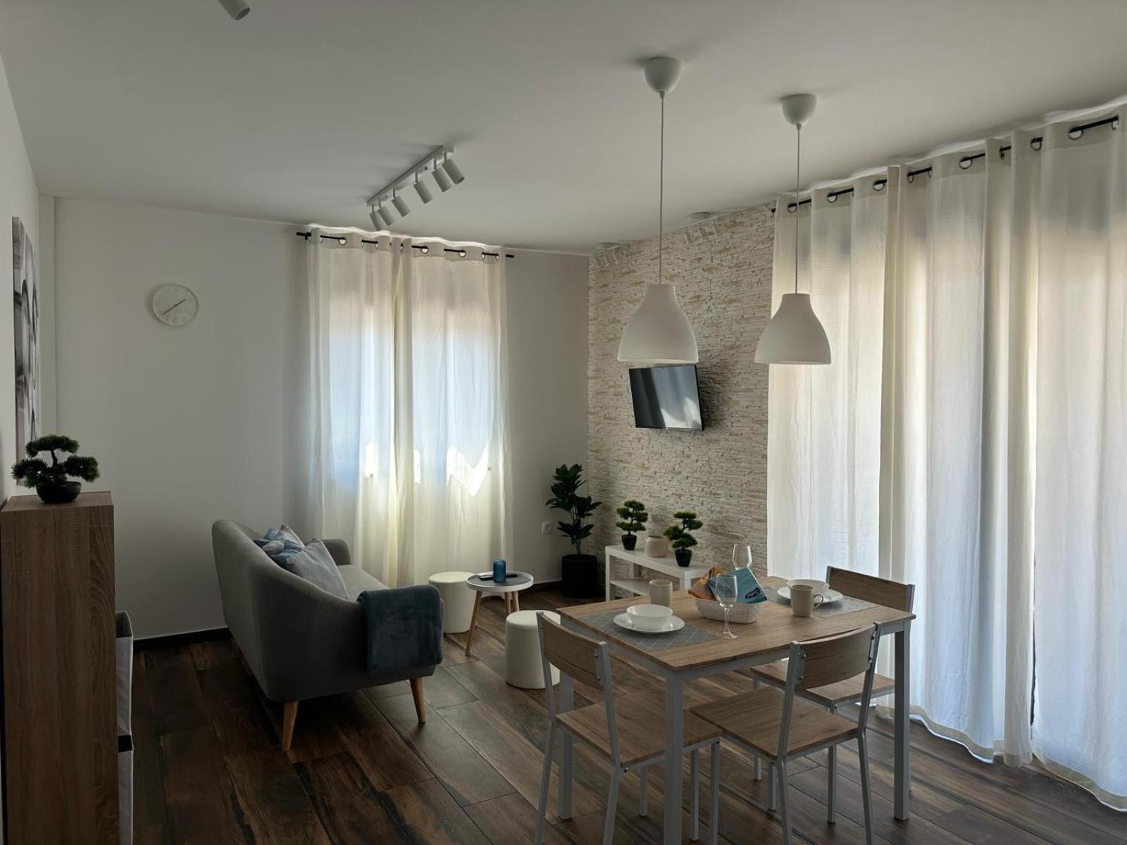 Apartments Harmony Hills PUY 외부 사진